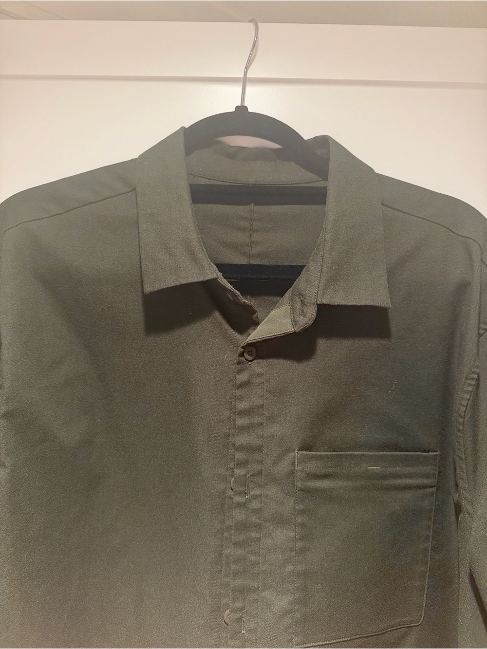 lululemon athletica Men's Olive Green Dress Shirt